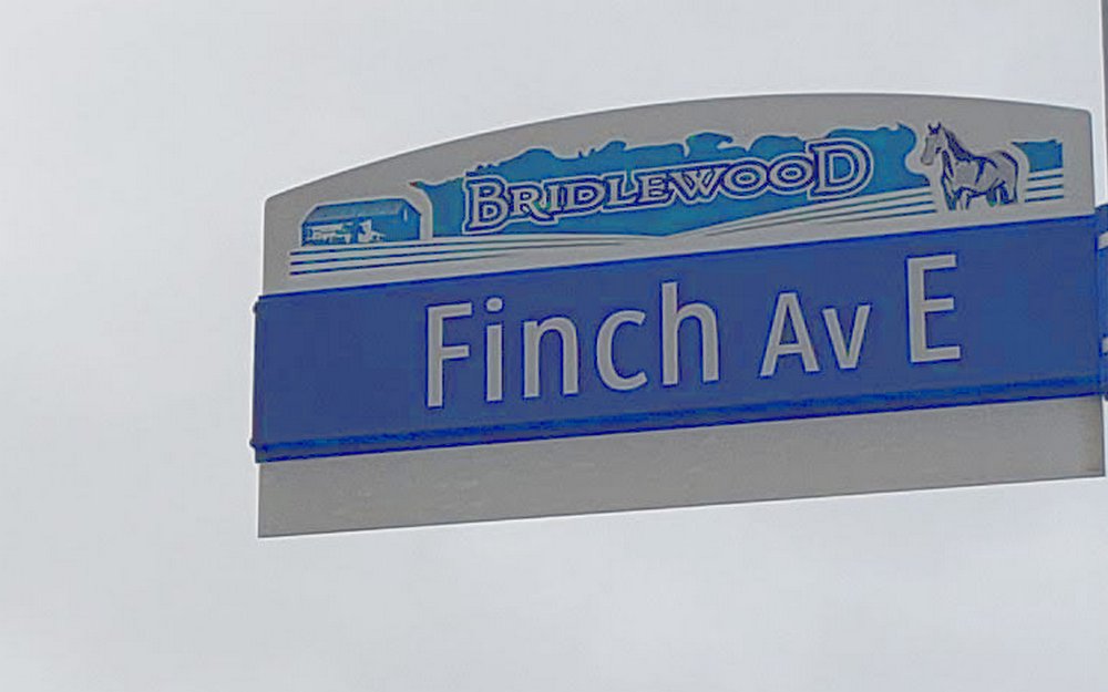 Bridlewood street sign